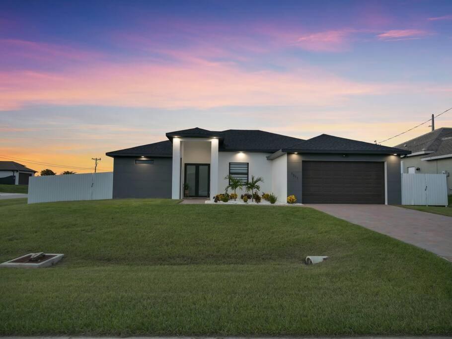 Casa Sevilla, Heated Pool, Sleeps 9, 4B3B Cape Coral Exteriér fotografie