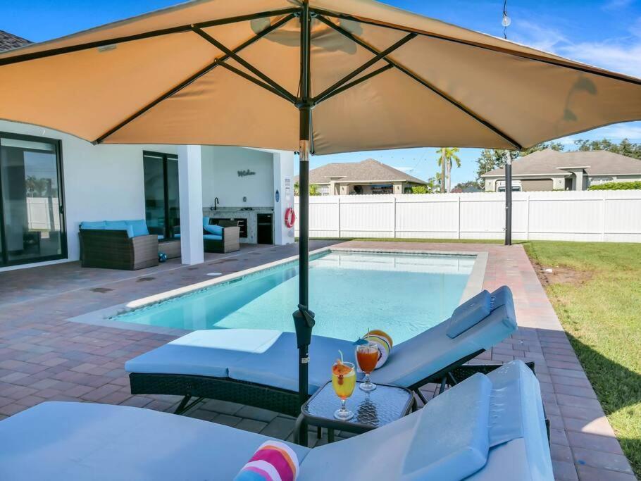 Casa Sevilla, Heated Pool, Sleeps 9, 4B3B Cape Coral Exteriér fotografie