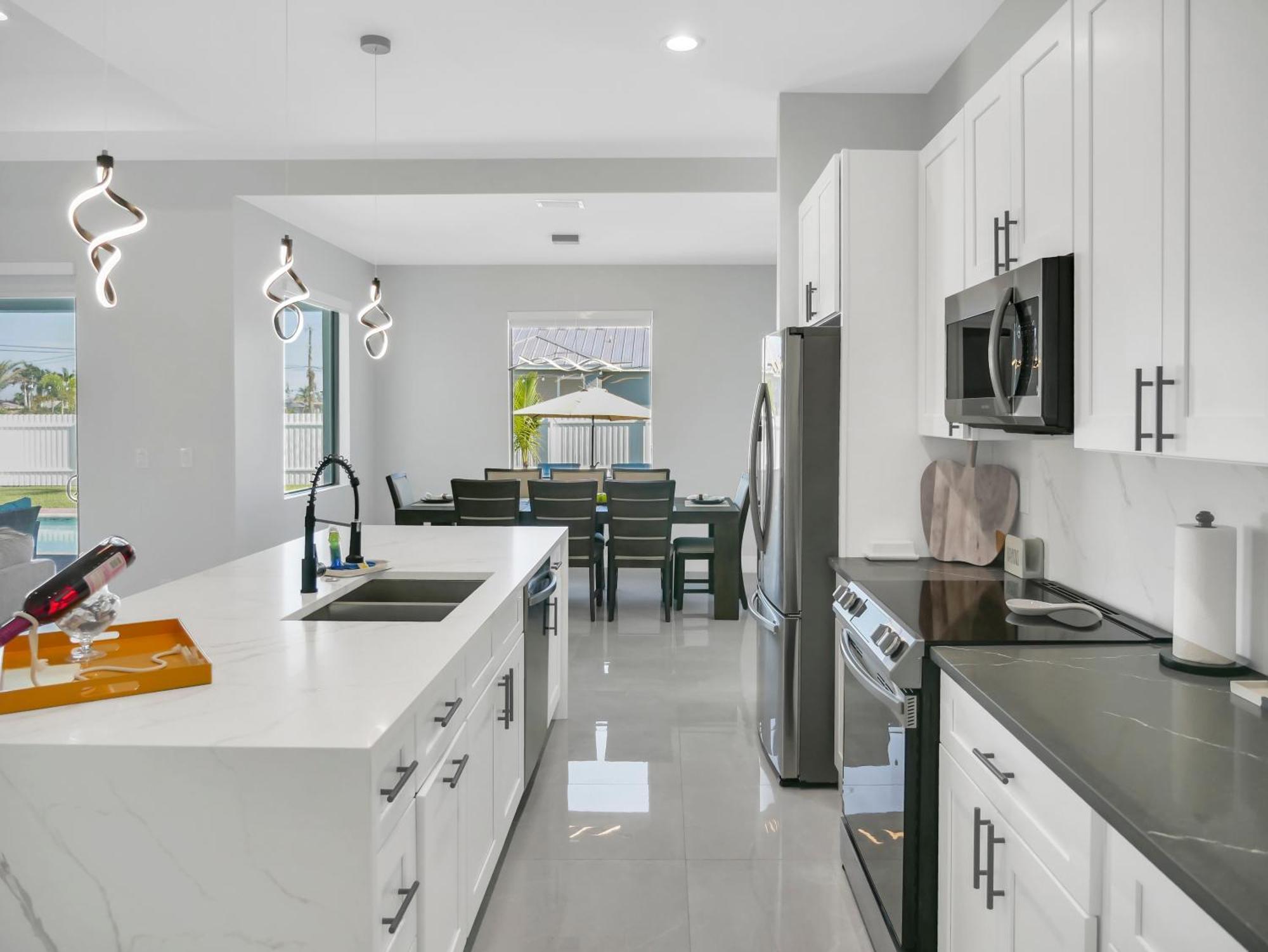 Casa Sevilla, Heated Pool, Sleeps 9, 4B3B Cape Coral Exteriér fotografie