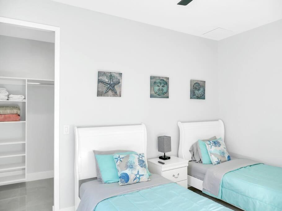 Casa Sevilla, Heated Pool, Sleeps 9, 4B3B Cape Coral Exteriér fotografie