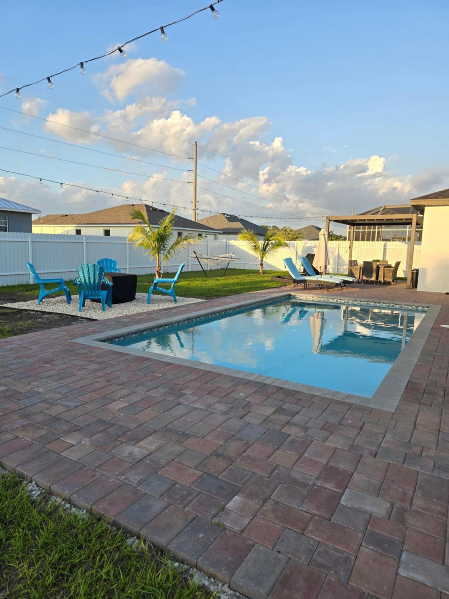 Casa Sevilla, Heated Pool, Sleeps 9, 4B3B Cape Coral Exteriér fotografie
